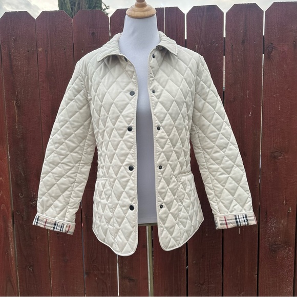 Burberry print quilted jacket - Picture 2 of 8